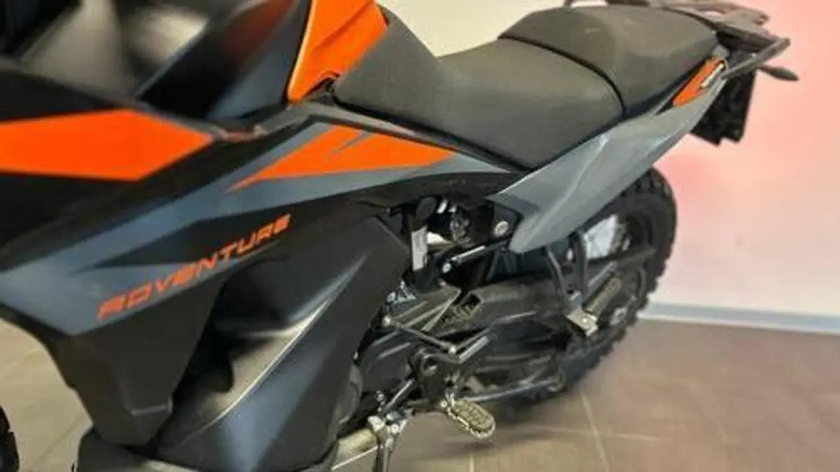 KTM 890 Adventure (2023 - 26)  (7)