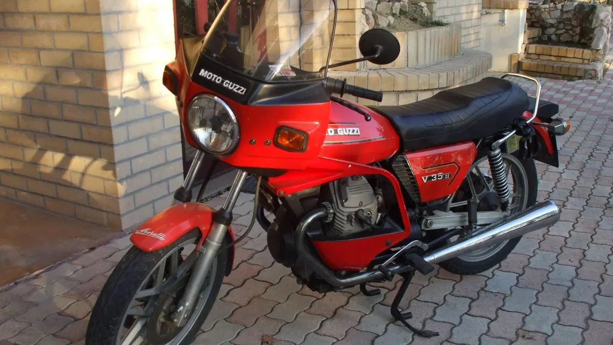 Moto Guzzi  