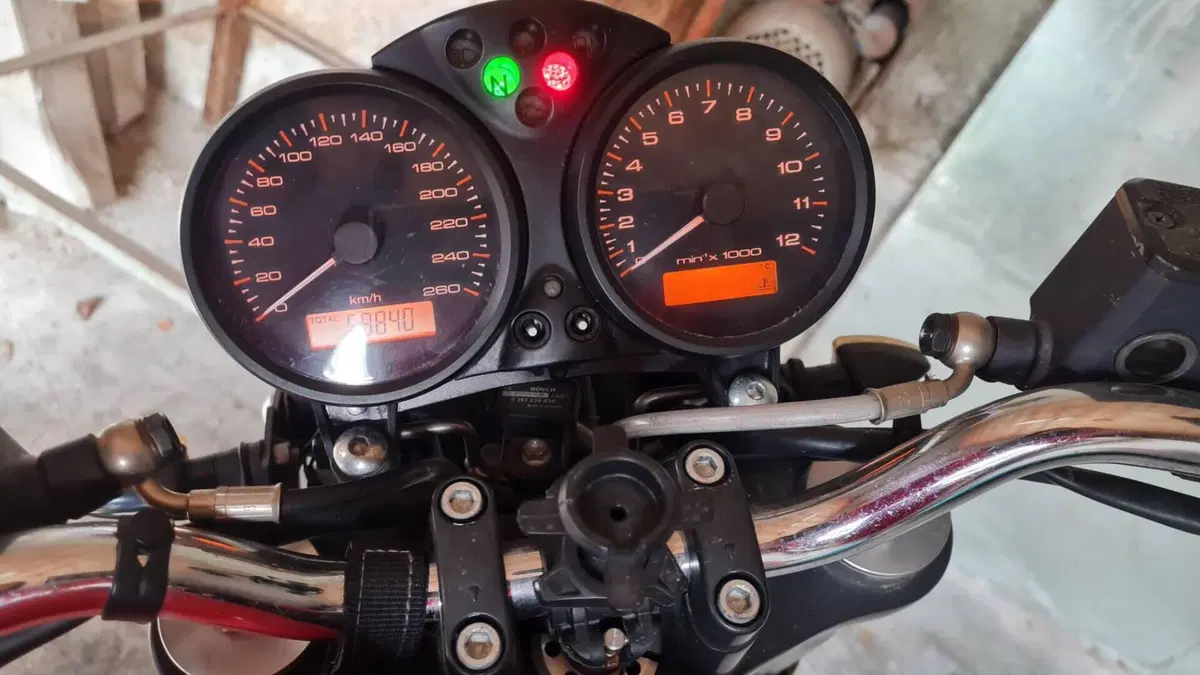 Ducati Monster 695 (2006 - 08)  (4)
