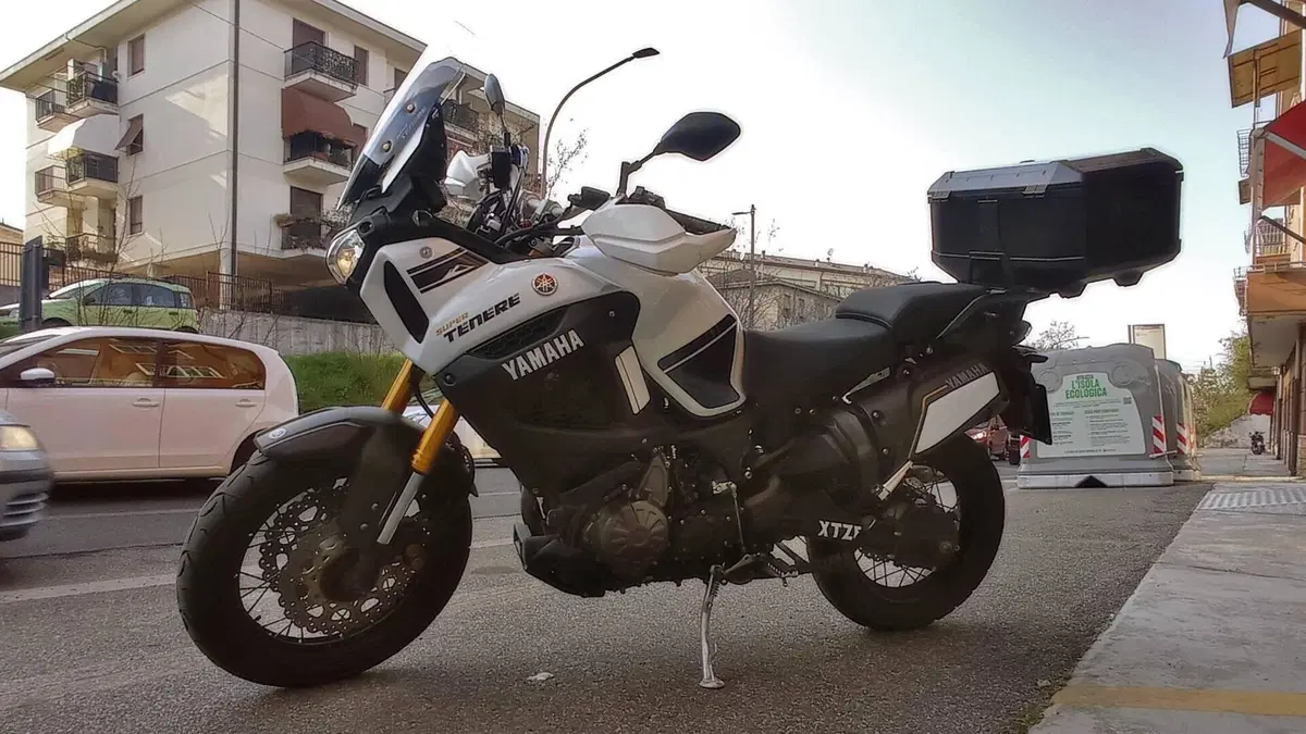 Yamaha XT1200ZE Super Ténéré (2013 - 14)  (6)