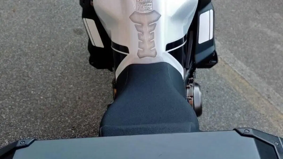 Yamaha XT1200ZE Super Ténéré (2013 - 14)  (9)