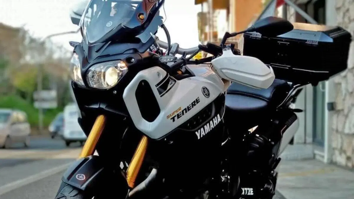 Yamaha XT1200ZE Super Ténéré (2013 - 14)  (2)