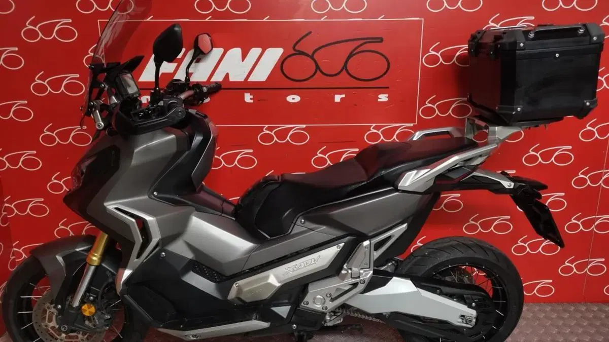 Honda X-ADV 750 (2017)  (3)