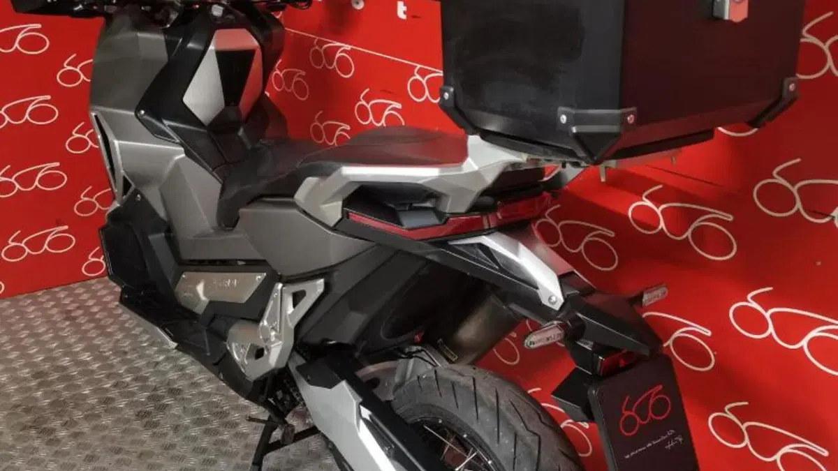 Honda X-ADV 750 (2017)  (4)