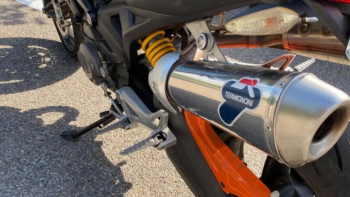 Ducati Monster 696 Plus (2007 - 14)  (6)