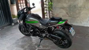Kawasaki Z 900 RS Cafè Performance (2020 - 21)  (6)