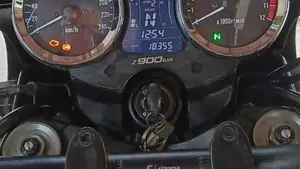 Kawasaki Z 900 RS Cafè Performance (2020 - 21)  (9)