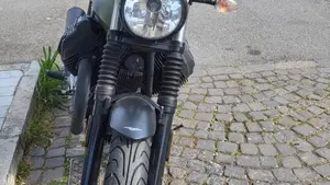 Moto Guzzi V7 III Stone (2017 - 20)  (5)