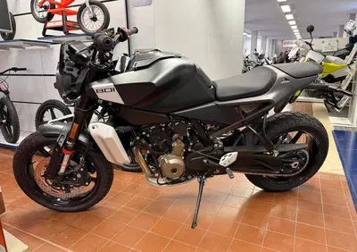 Husqvarna Svartpilen 801 (2024 - 26) - Annuncio 9976877