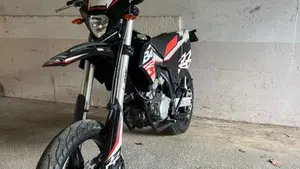 Betamotor RR 125 4T Motard LC (2018 - 20)  (2)