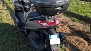 Kymco Downtown 350i ABS (2016 - 20)  (4)