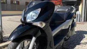 Yamaha X-City 250 (2006 - 16)  (2)