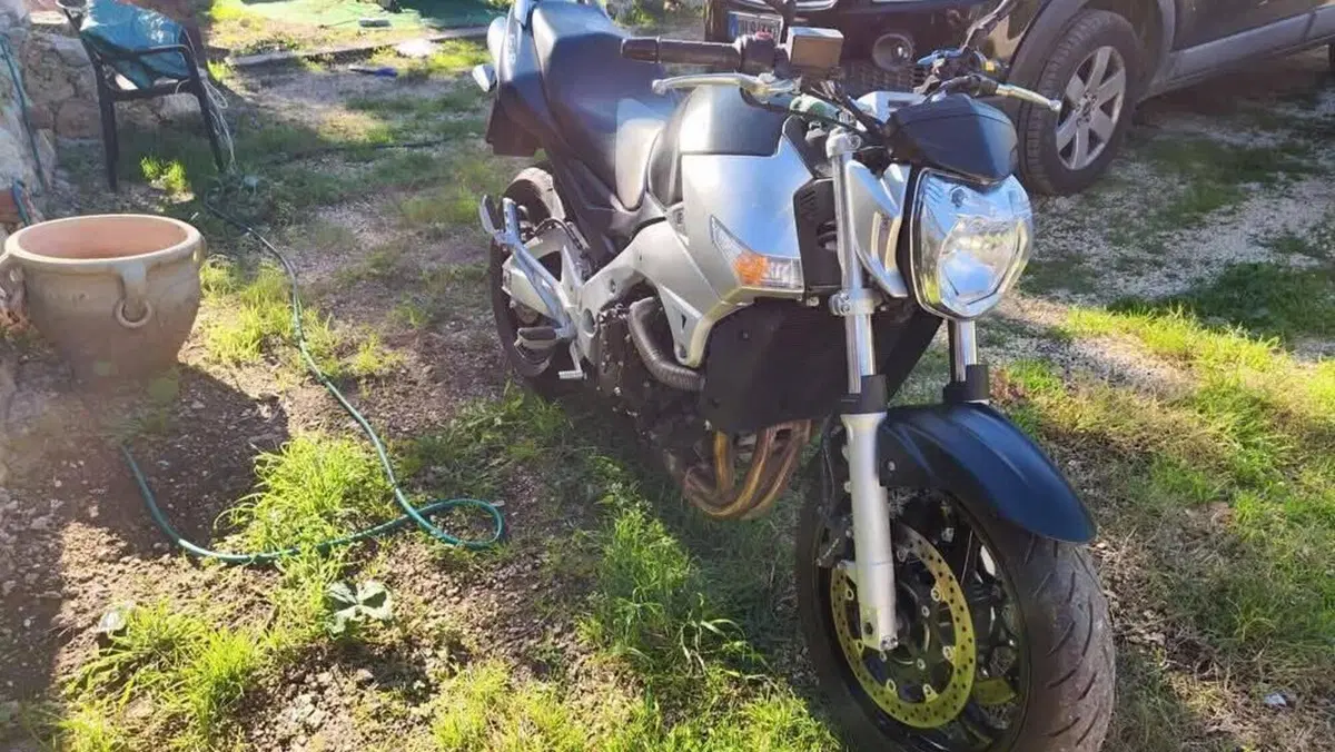Suzuki GSR 600 (2006 - 11)  (5)