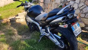 Suzuki GSR 600 (2006 - 11)  (7)