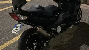 Yamaha T-Max 500 Tech Max (2011 - 13)  (4)