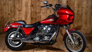 Harley-Davidson   (2)