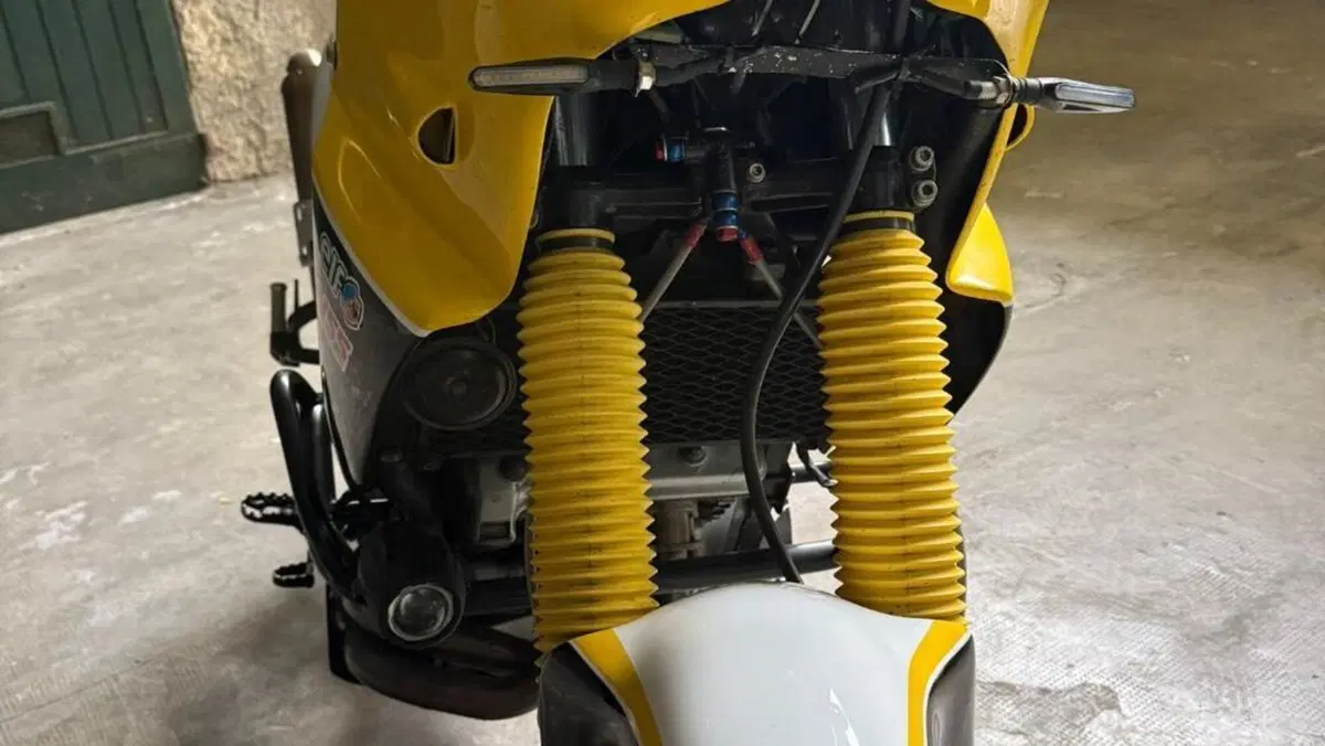 Yamaha   (9)