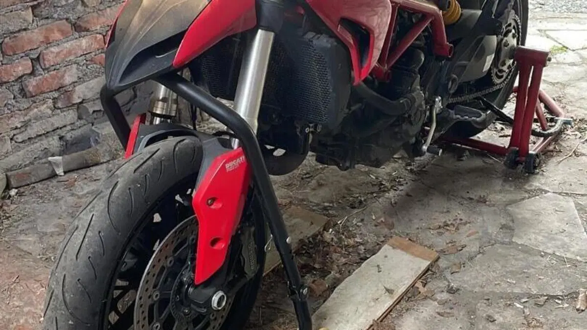 Ducati Hypermotard 821 (2013 - 15)  (2)