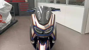 Yamaha N-Max 125 (2021 - 24)  (4)