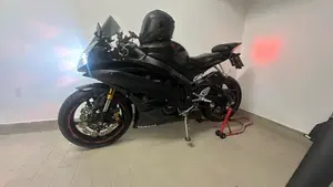 Yamaha YZF R6 (2006 - 07)  (3)