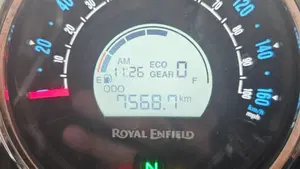 Royal Enfield Meteor 350 (2021 - 26)  (9)