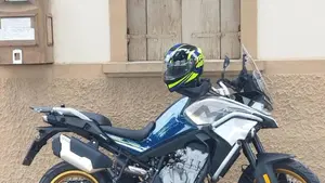 CFMOTO 800MT Touring (2022 - 26)  (4)