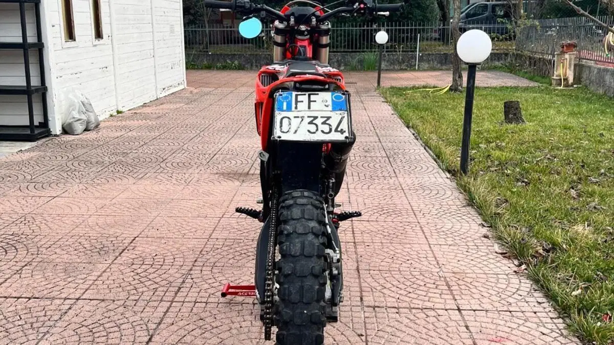 Betamotor RR 125 2T Enduro (2024)  (4)