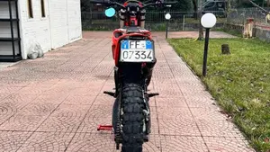 Betamotor RR 125 2T Enduro (2024)  (4)
