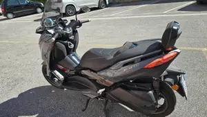 Yamaha X-Max 300 Tech Max (2021 - 24)  (4)