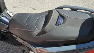 Yamaha X-Max 300 Tech Max (2021 - 24)  (5)