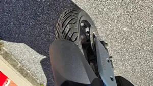 Yamaha X-Max 300 Tech Max (2021 - 24)  (11)