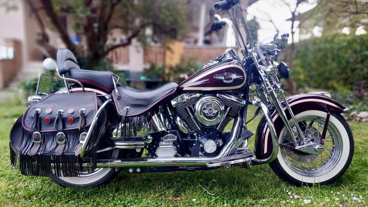 Harley-Davidson 1340 Heritage Springer (1997 - 99) - FLSTS 