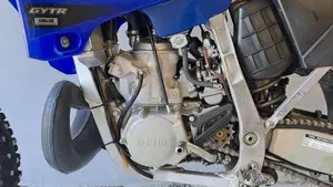Yamaha YZ 250 (2009)  (8)