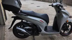 Honda SH 350 Sport (2021 - 24)  (2)
