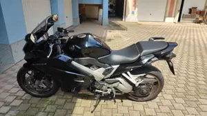 Honda VFR 800 F (2014 - 16) 