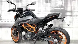 KTM 390 Duke (2021 - 23)  (2)