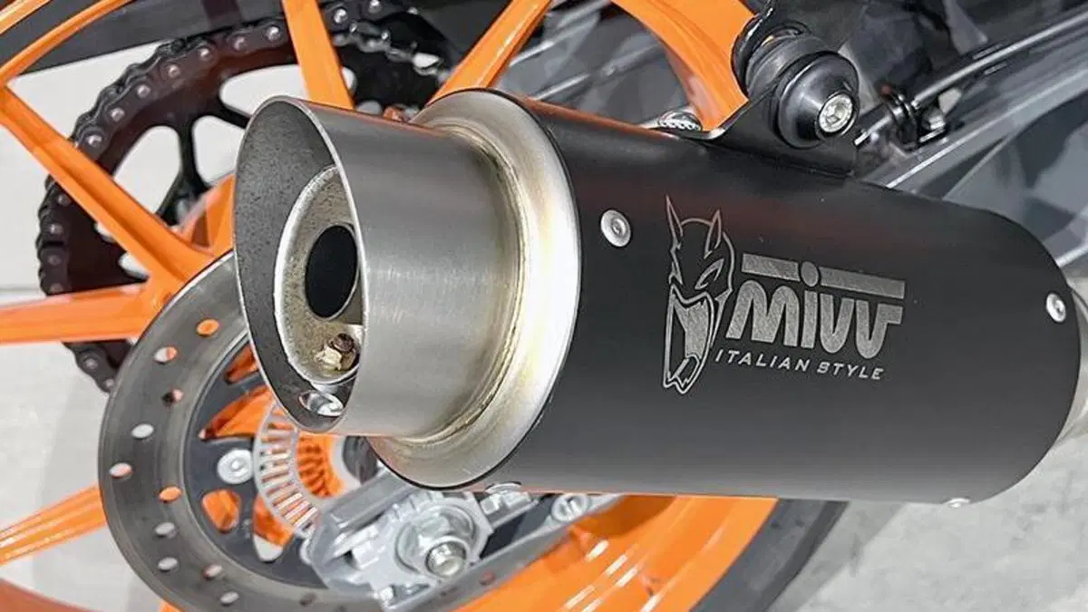 KTM 390 Duke (2021 - 23)  (3)