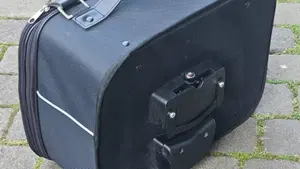 Moto Guzzi V7 III Milano (2018 - 20)  (9)