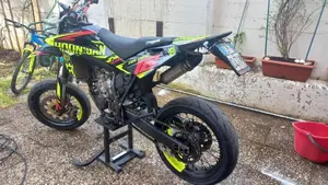 Husqvarna SM 125 (2007)  (2)