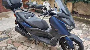 Yamaha X-Max 300 Iron Max (2019 - 20)  (3)