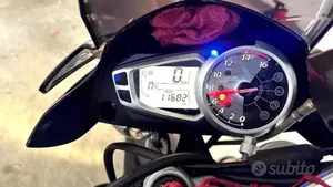 Triumph Street Triple (2007 - 12)  (3)