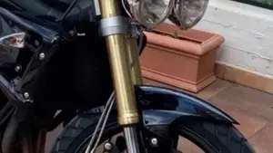 Triumph Street Triple (2007 - 12)  (5)