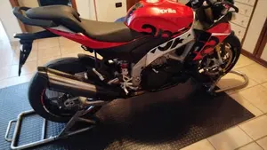 Aprilia Tuono V4 (2021 - 24)  (5)