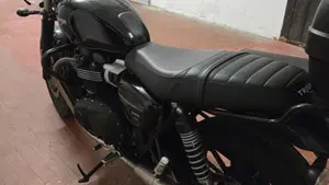 Triumph Speed Twin 900 (2023 - 24)  (4)