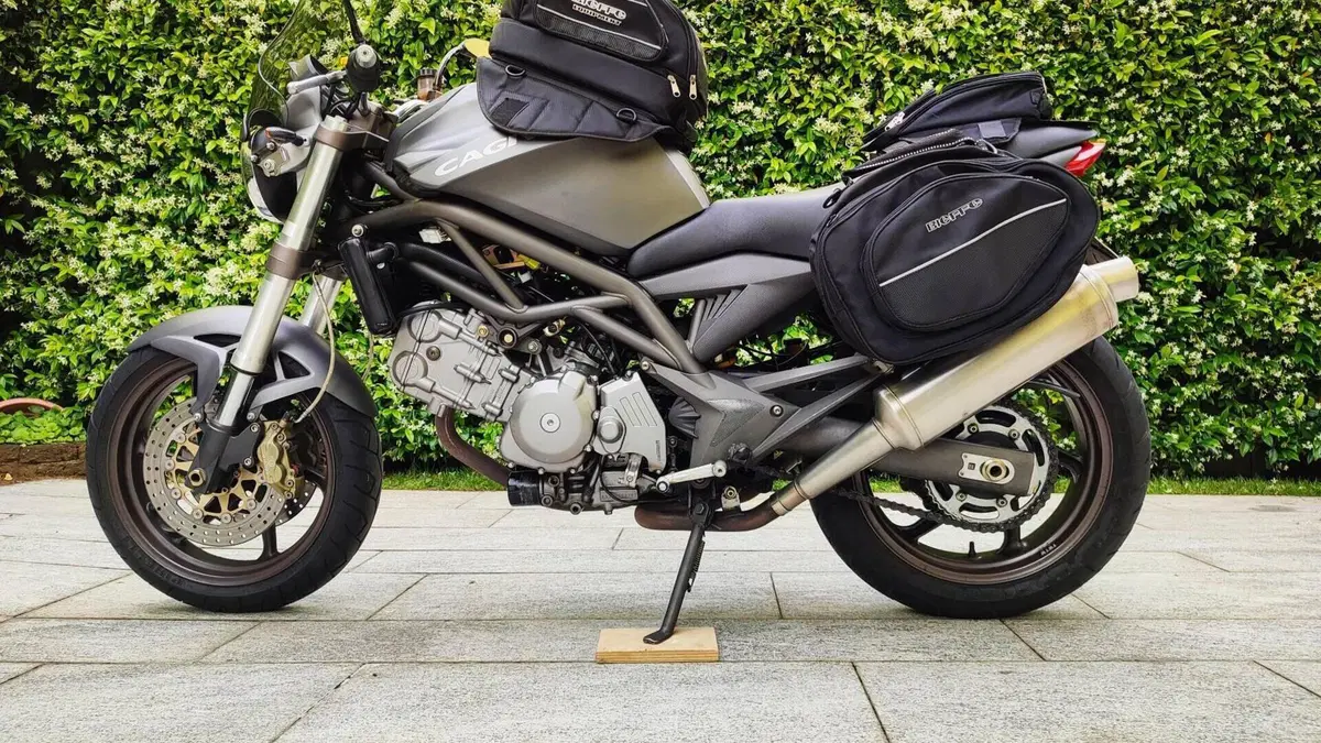 Cagiva Raptor 650 (2001 - 04)  (2)
