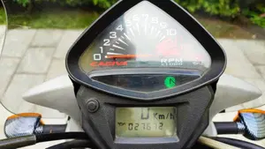 Cagiva Raptor 650 (2001 - 04)  (3)