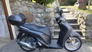Honda SH 125i (2017 - 19)  (3)