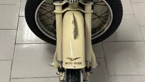 Moto Guzzi   (5)