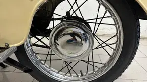 Moto Guzzi   (8)