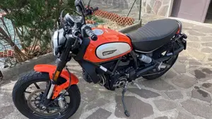 Ducati Scrambler 800 Icon (2021 - 22)  (2)